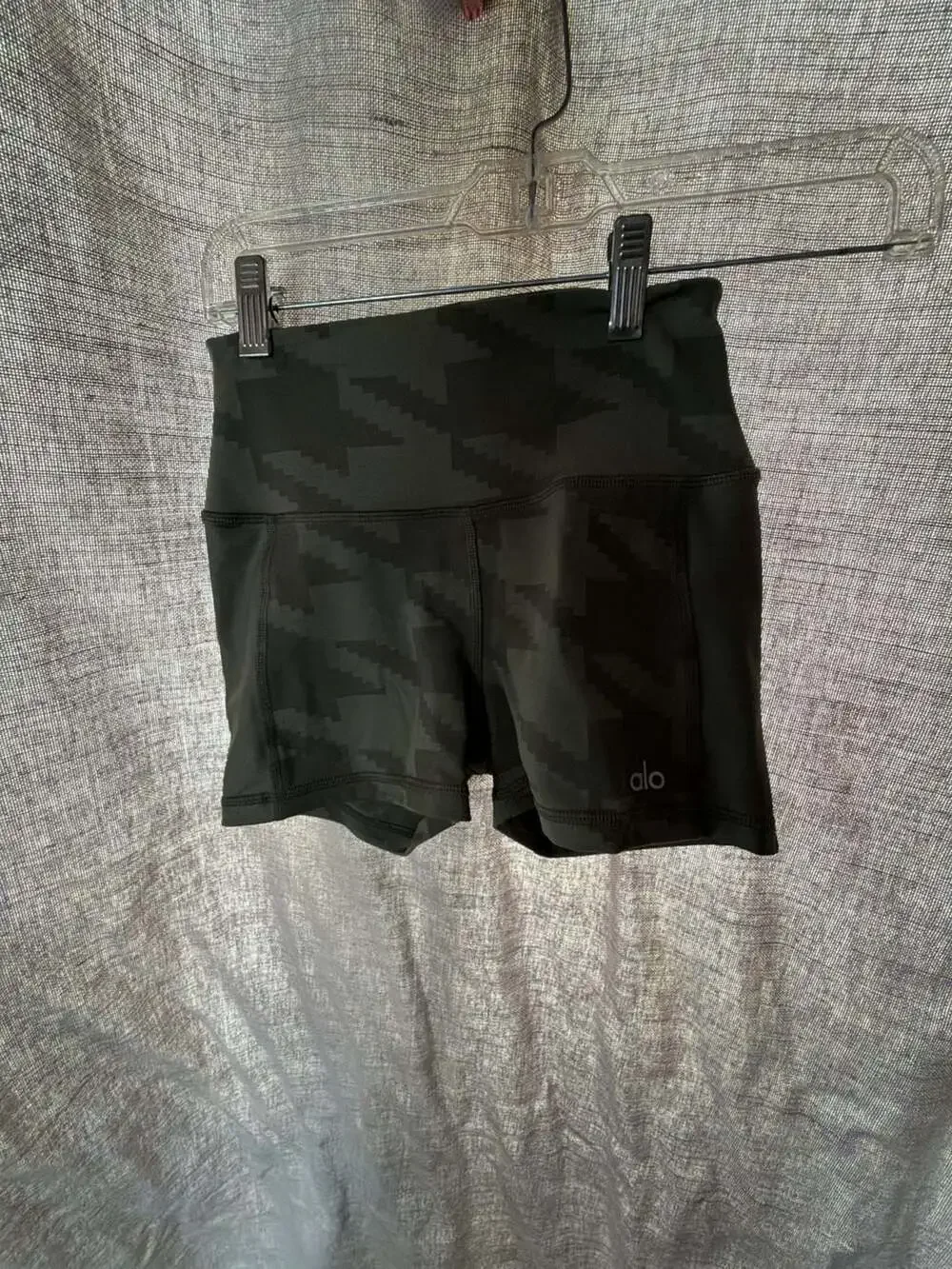 Alo Yoga High-Waisted Camo Biker Shorts XS
